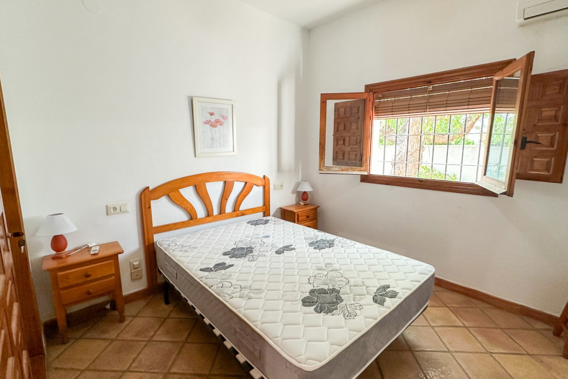 Återförsäljning - Villa -
Cabo Roig