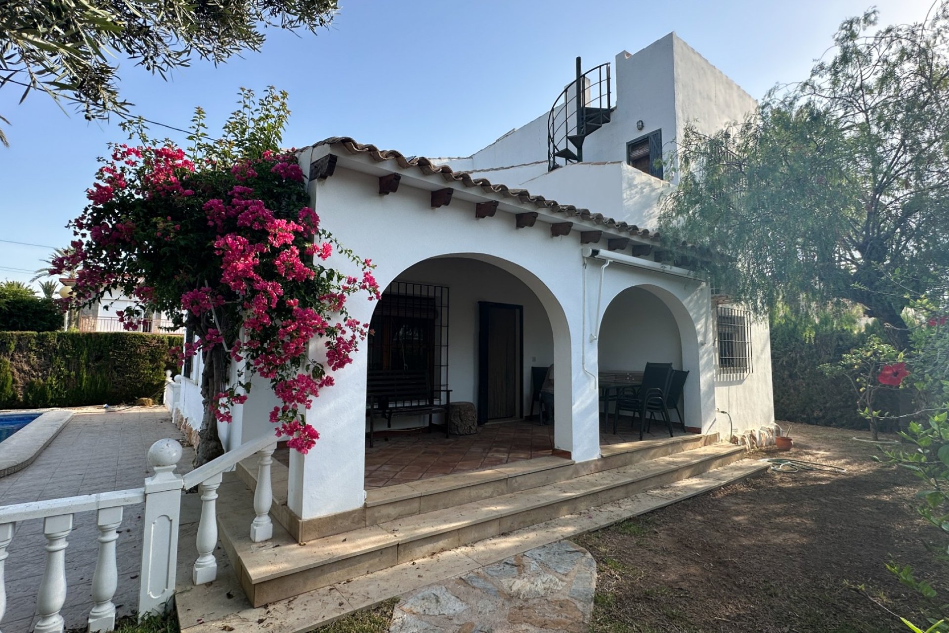 Återförsäljning - Villa -
Cabo Roig