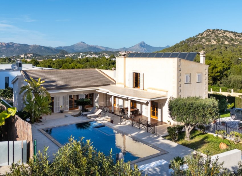 Återförsäljning - Villa -
Calviá - Mallorca