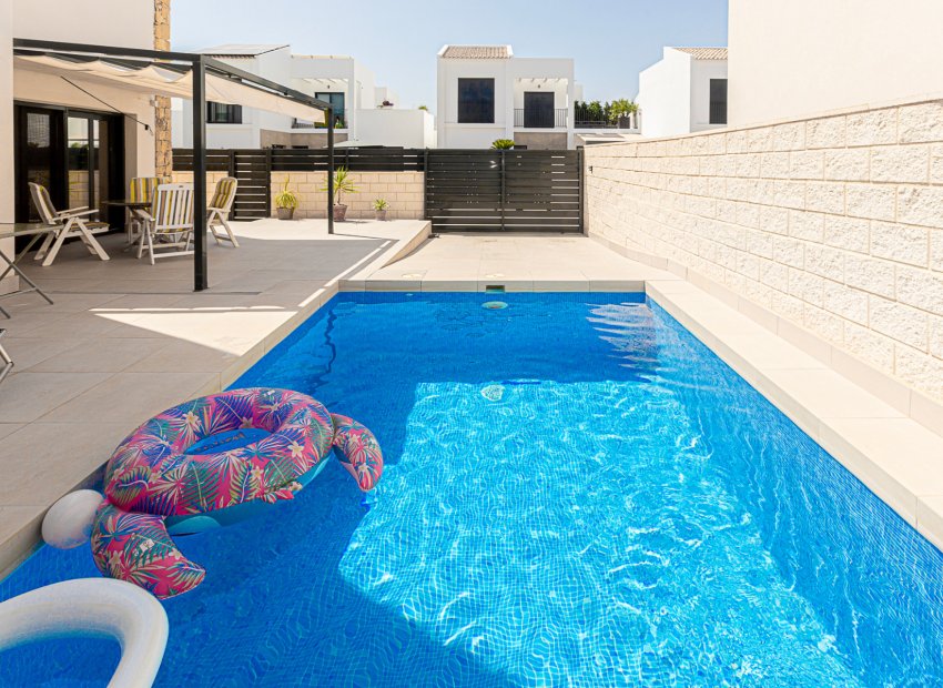 Återförsäljning - Villa -
Ciudad Quesada - Doña Pepa