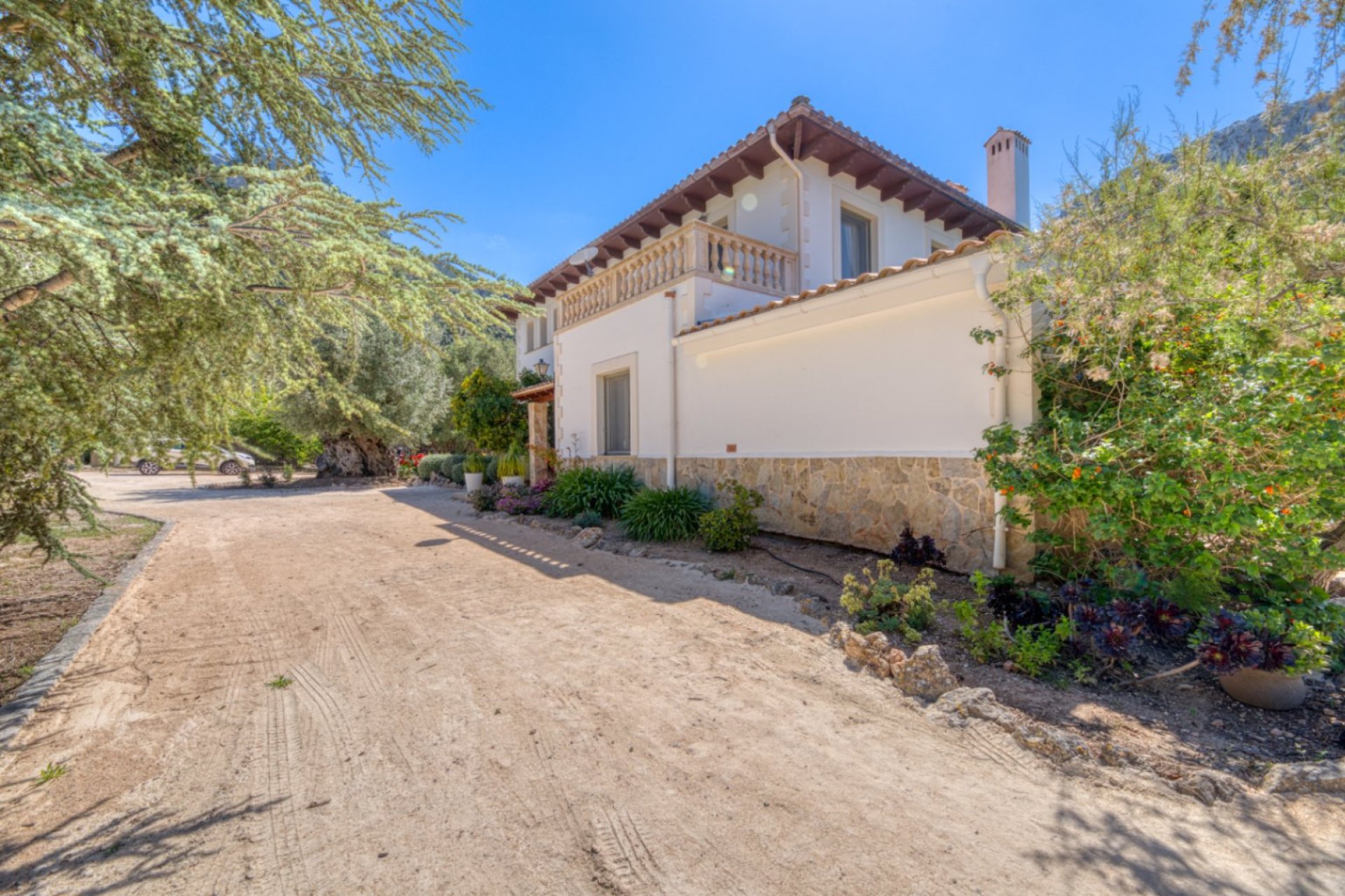 Återförsäljning - Villa -
Esporlas - Mallorca