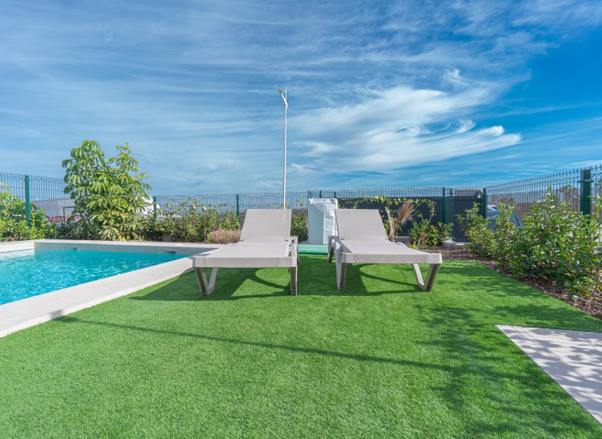 Återförsäljning - Villa -
La Finca Golf