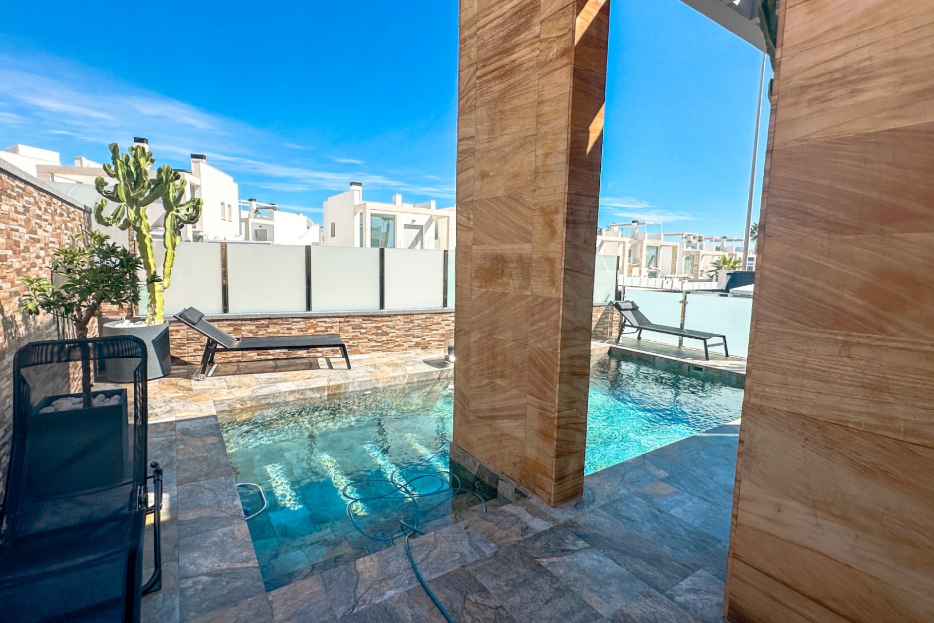 Återförsäljning - Villa -
Lomas de Cabo Roig