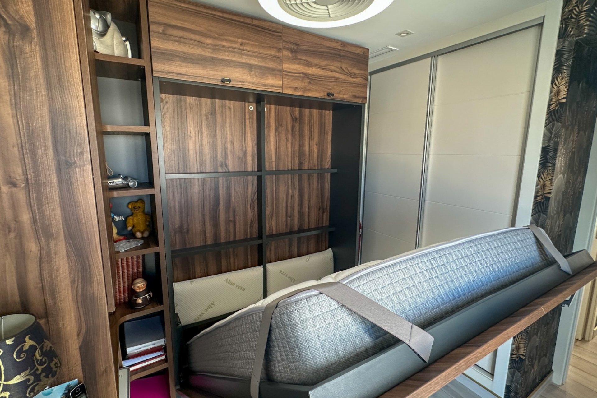Återförsäljning - Villa -
Lomas de Cabo Roig