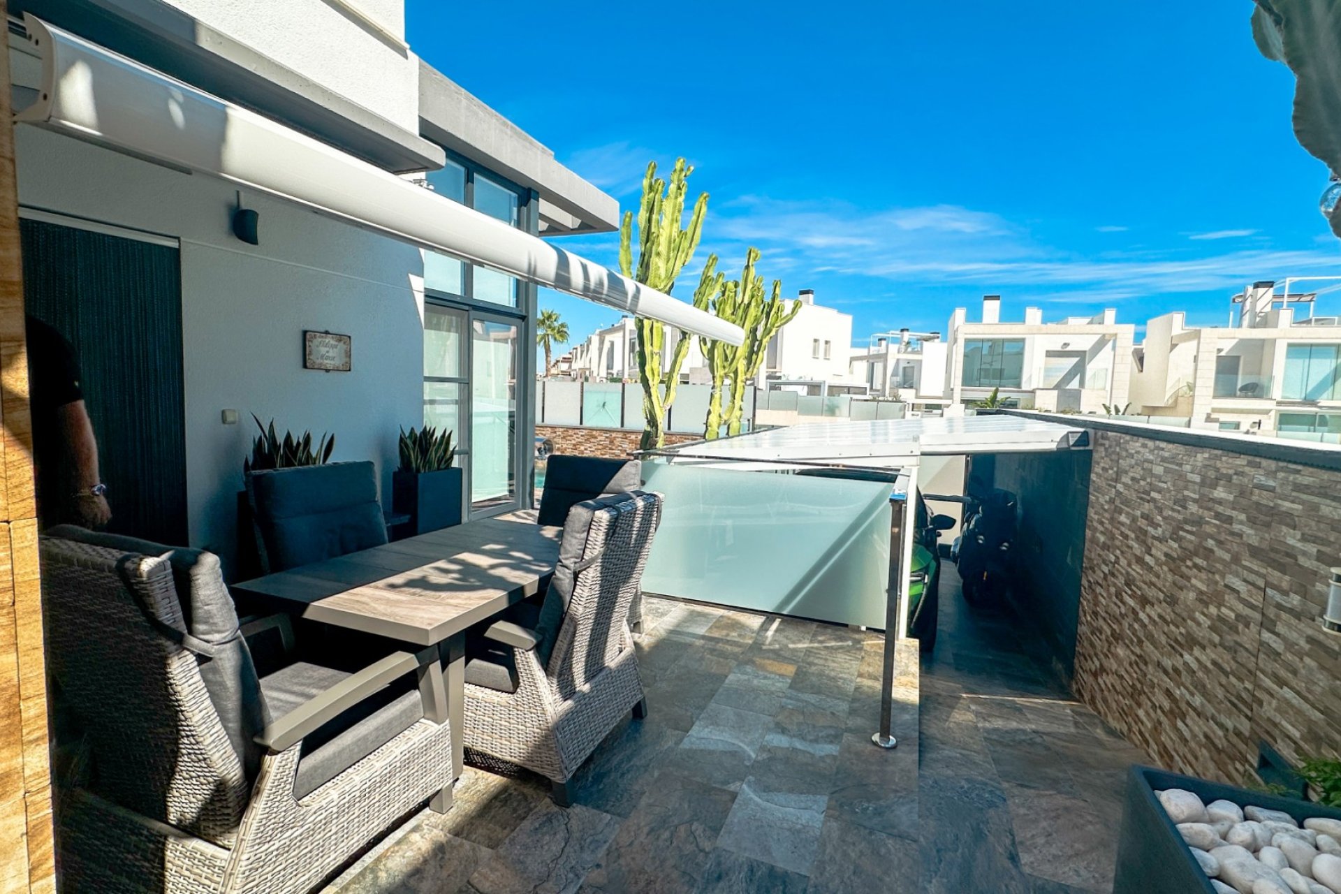 Återförsäljning - Villa -
Lomas de Cabo Roig