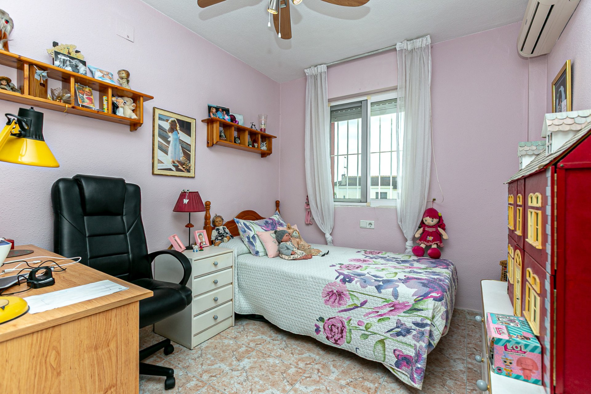 Återförsäljning - Villa -
Los Altos