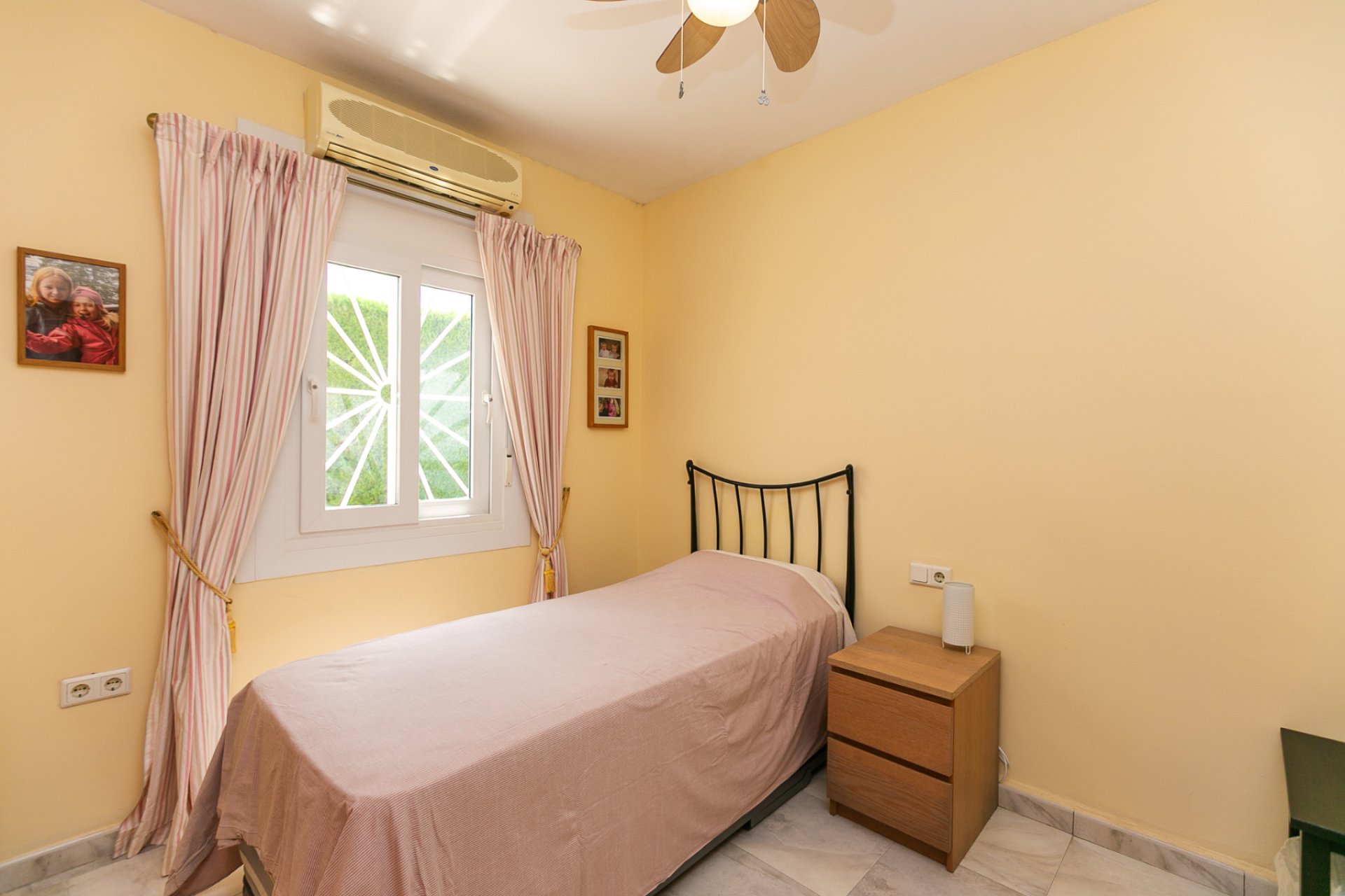 Återförsäljning - Villa -
Los Balcones - Los Balcones - Los Altos del Edén