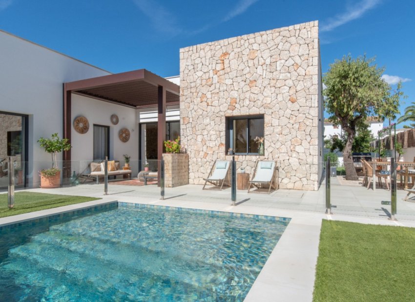 Återförsäljning - Villa -
Marrachí - Mallorca