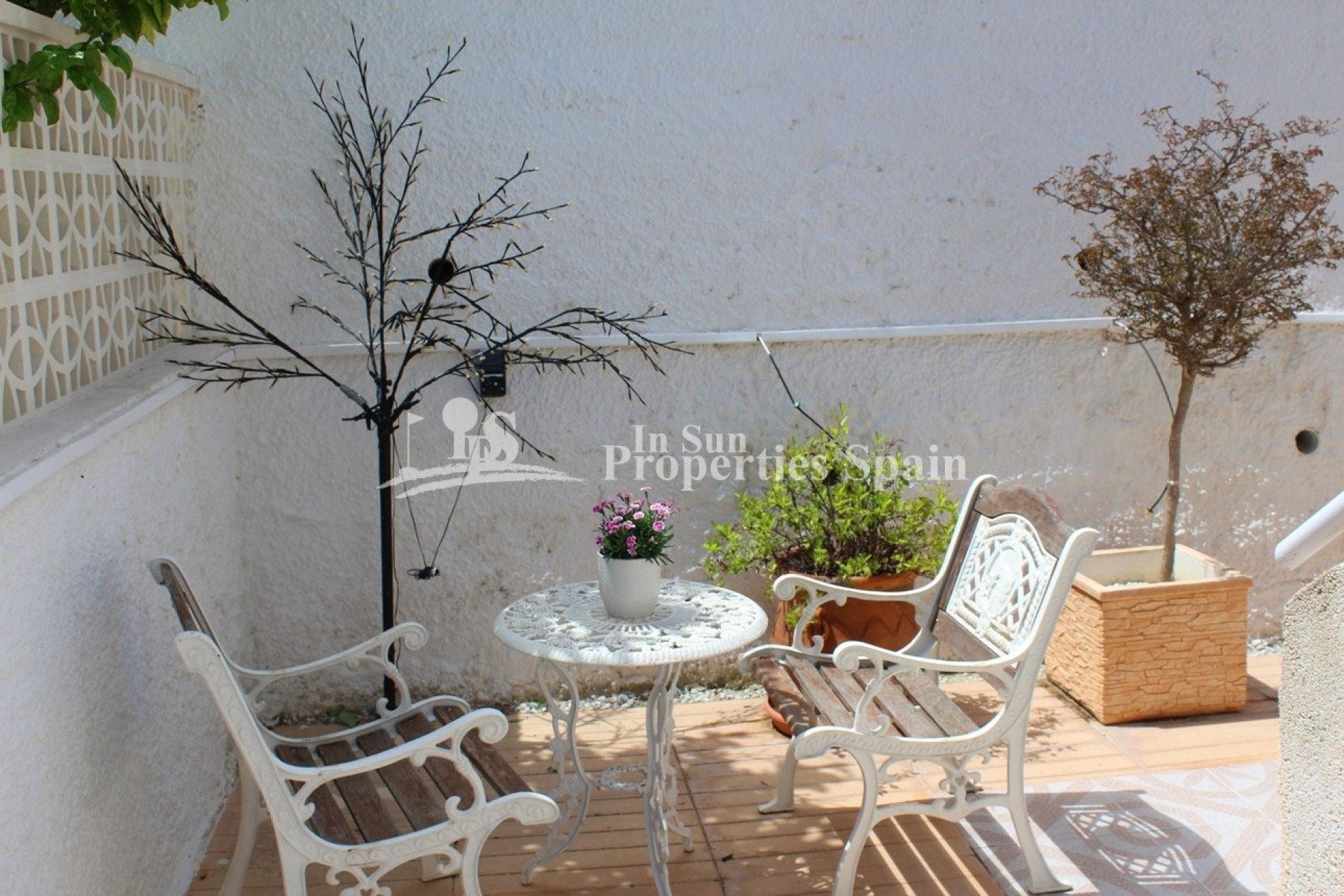 Återförsäljning - Villa -
Orihuela Costa - Blue Lagoon