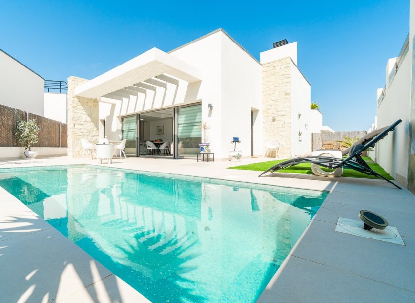 Återförsäljning - Villa -
Orihuela Costa - Campoamor