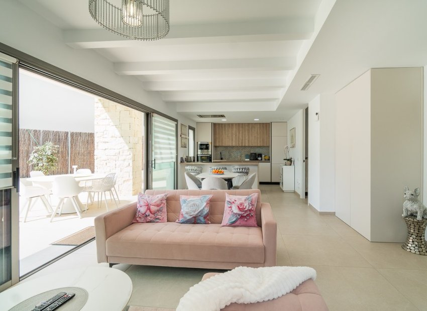 Återförsäljning - Villa -
Orihuela Costa - Campoamor