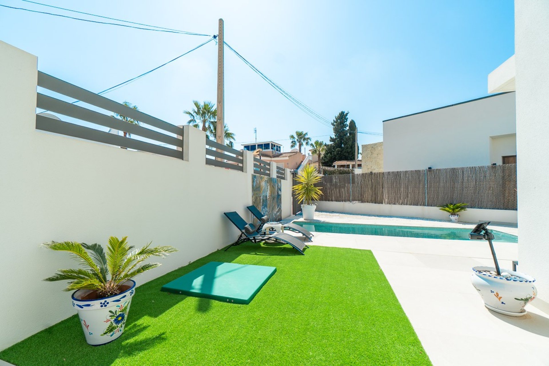 Återförsäljning - Villa -
Orihuela Costa - Campoamor