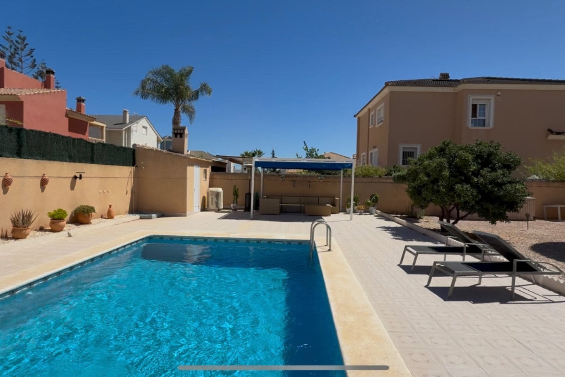 Återförsäljning - Villa -
Orihuela Costa - Costa Blanca Sur