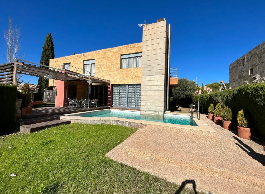 Återförsäljning - Villa -
Orihuela Costa - Dehesa de Campoamor