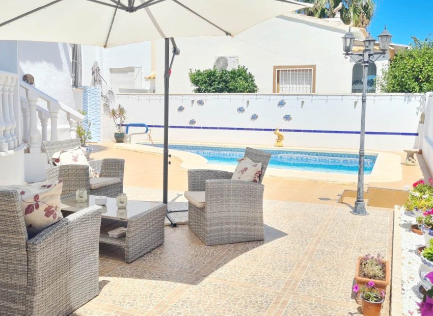 Återförsäljning - Villa -
Orihuela Costa - La Florida