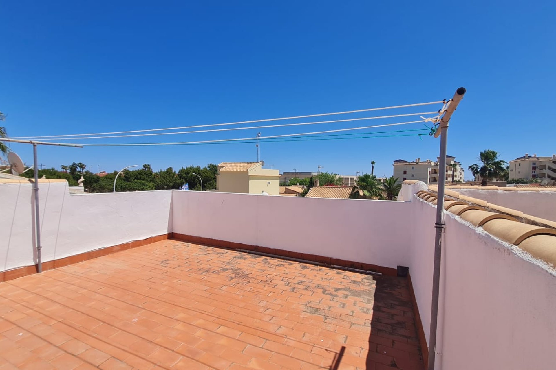 Återförsäljning - Villa -
Orihuela Costa - La Florida