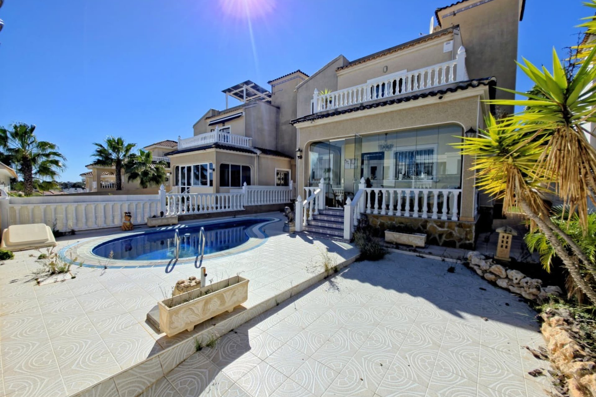 Återförsäljning - Villa -
Orihuela Costa - Las Filipinas