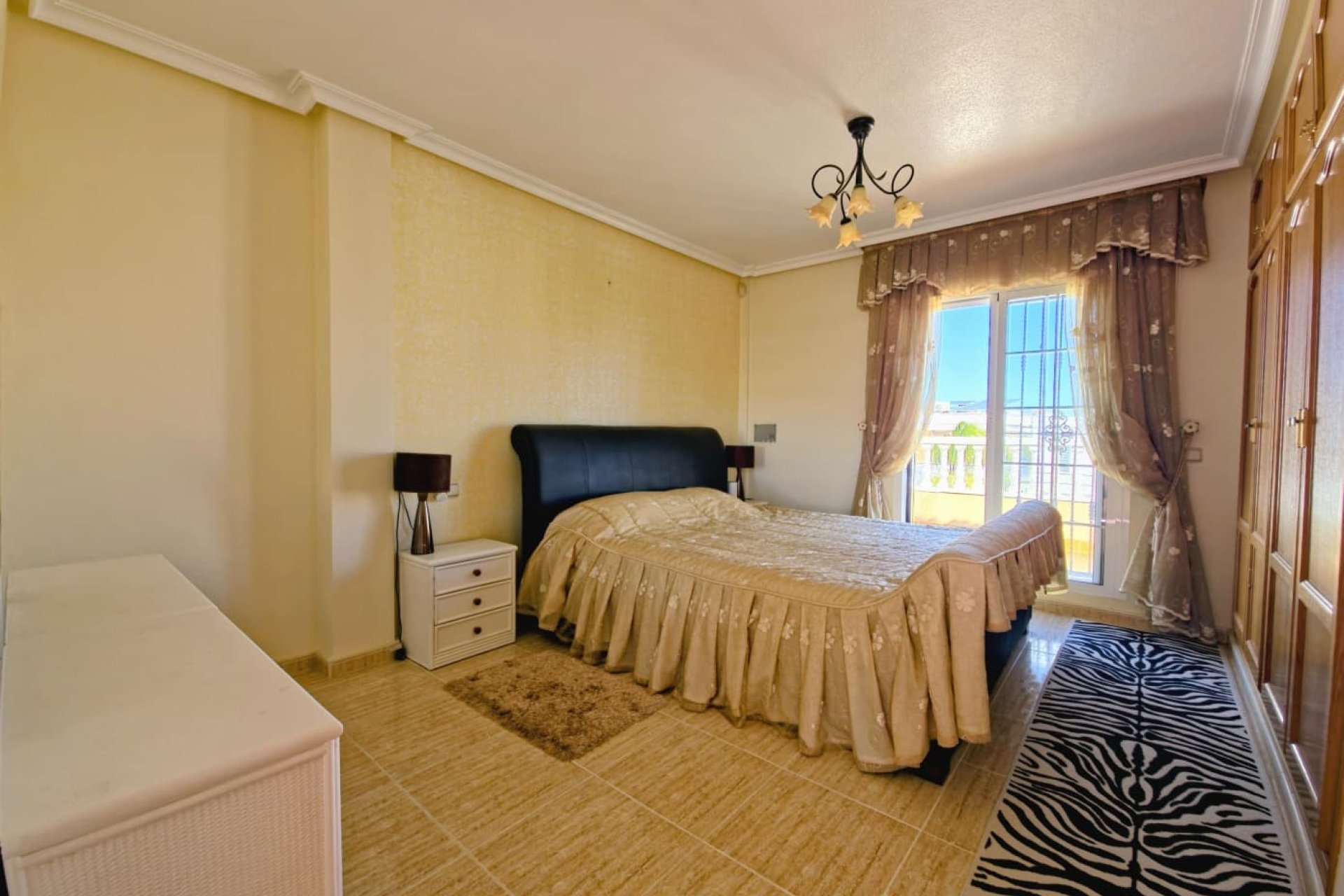 Återförsäljning - Villa -
Orihuela Costa - Las Filipinas