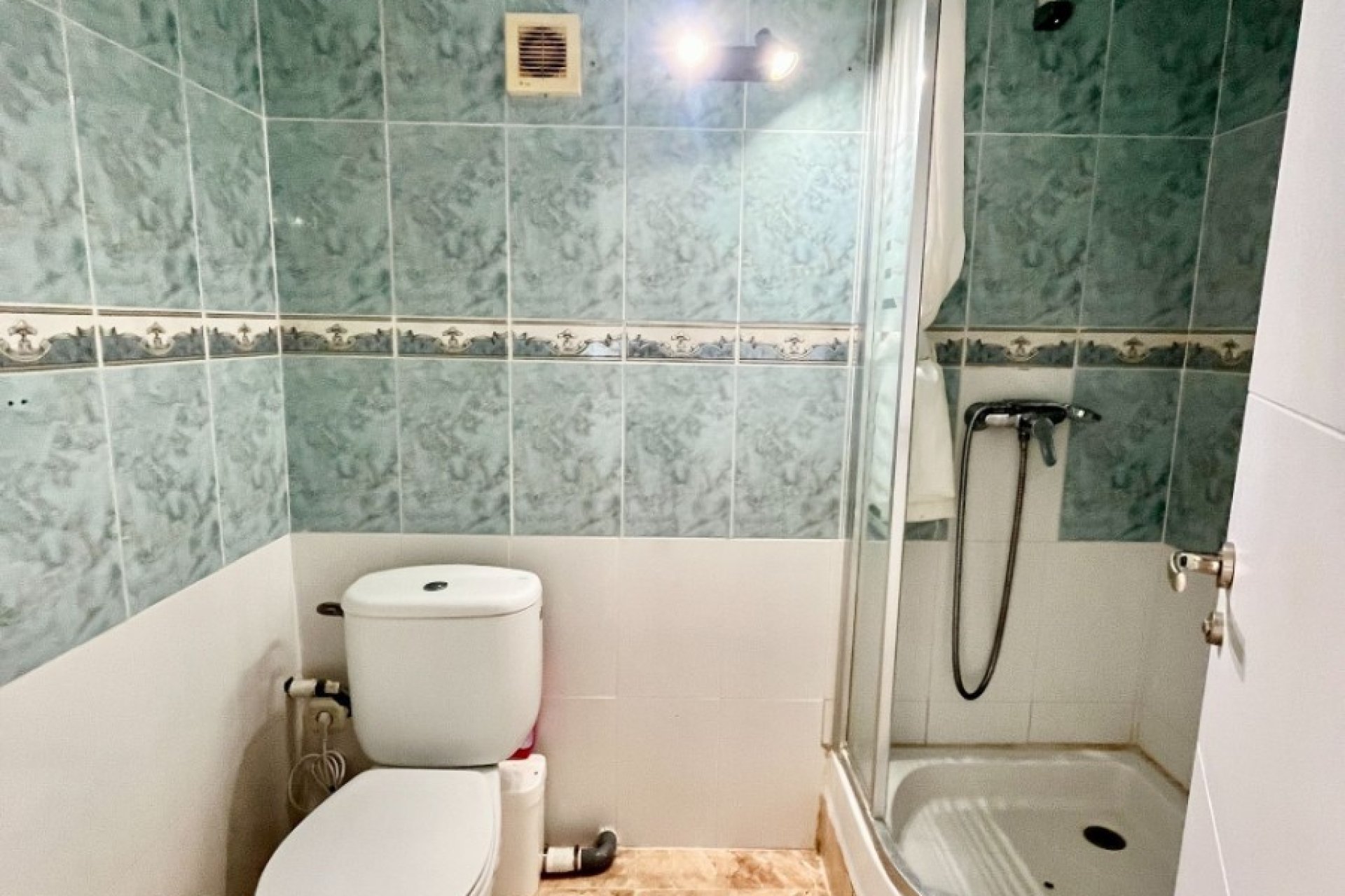 Återförsäljning - Villa -
Orihuela Costa - Las Ramblas