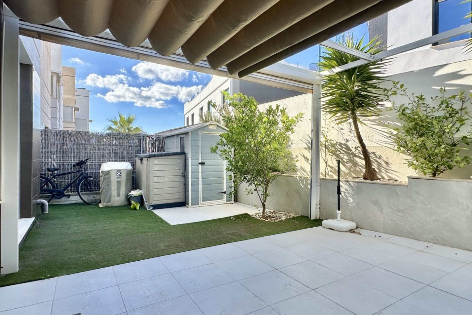 Återförsäljning - Villa -
Orihuela Costa - Lomas de Cabo Roig