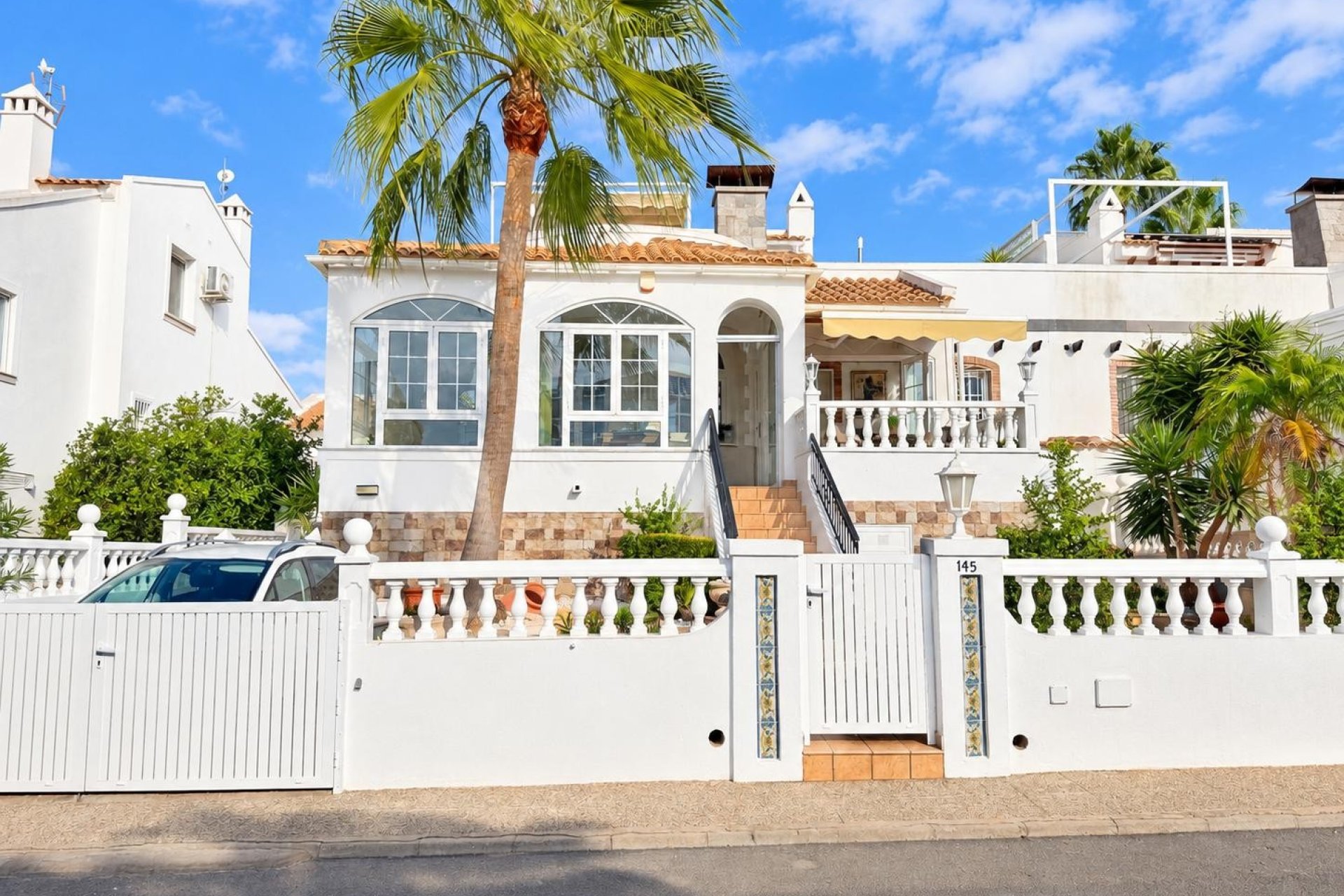 Återförsäljning - Villa -
Orihuela Costa - Lomas de Cabo Roig