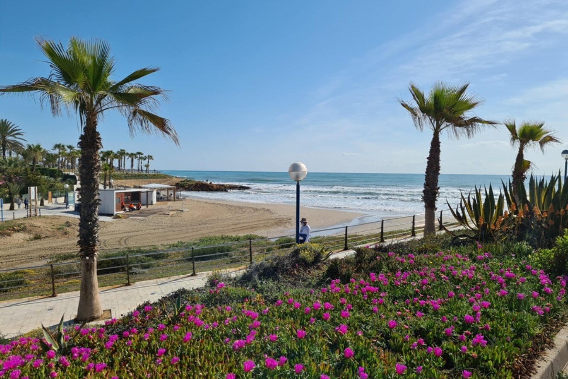 Återförsäljning - Villa -
Orihuela Costa - Los Dolses