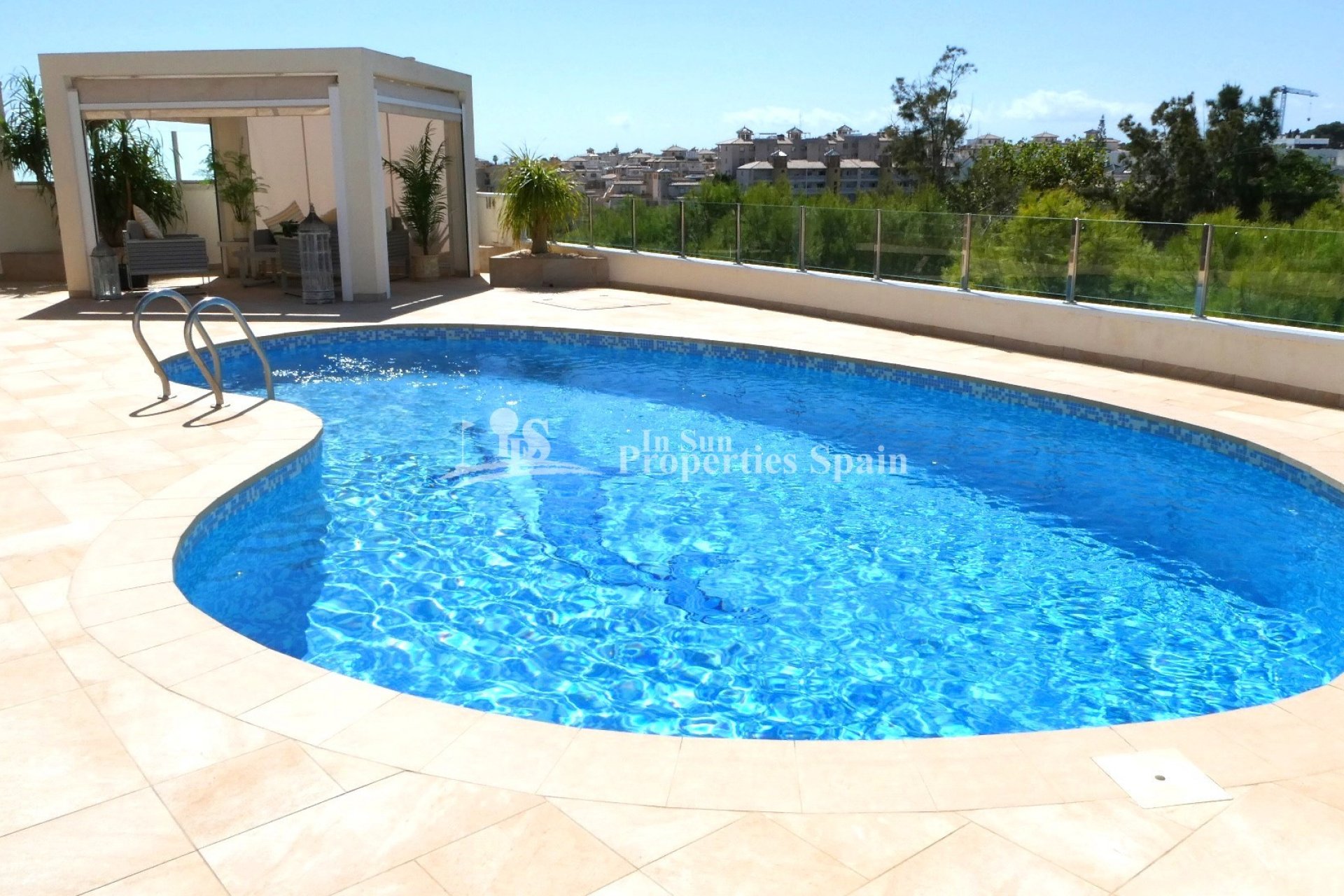 Återförsäljning - Villa -
Orihuela Costa - Villamartin Los Dolses