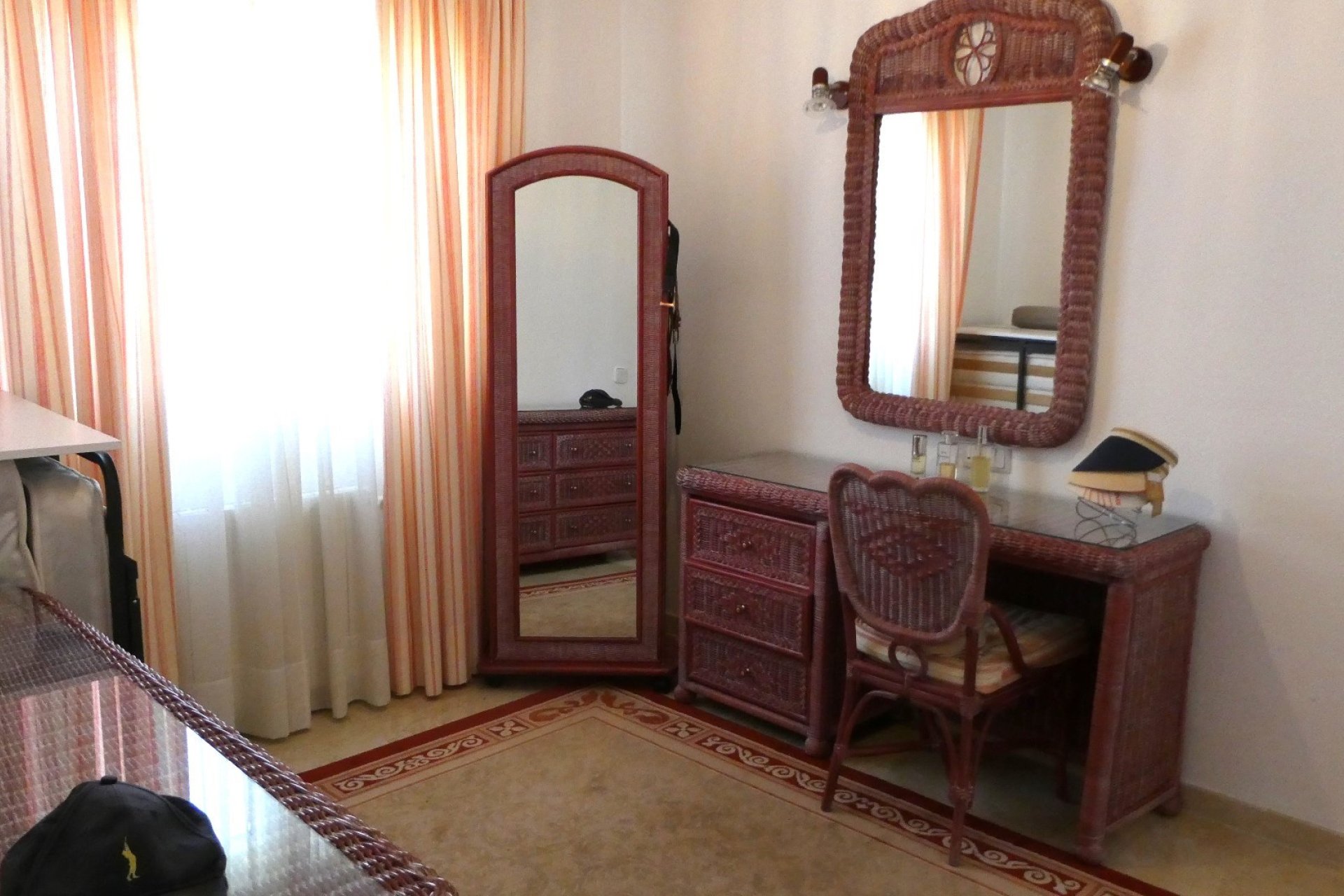 Återförsäljning - Villa -
Orihuela Costa - Villamartin Los Dolses