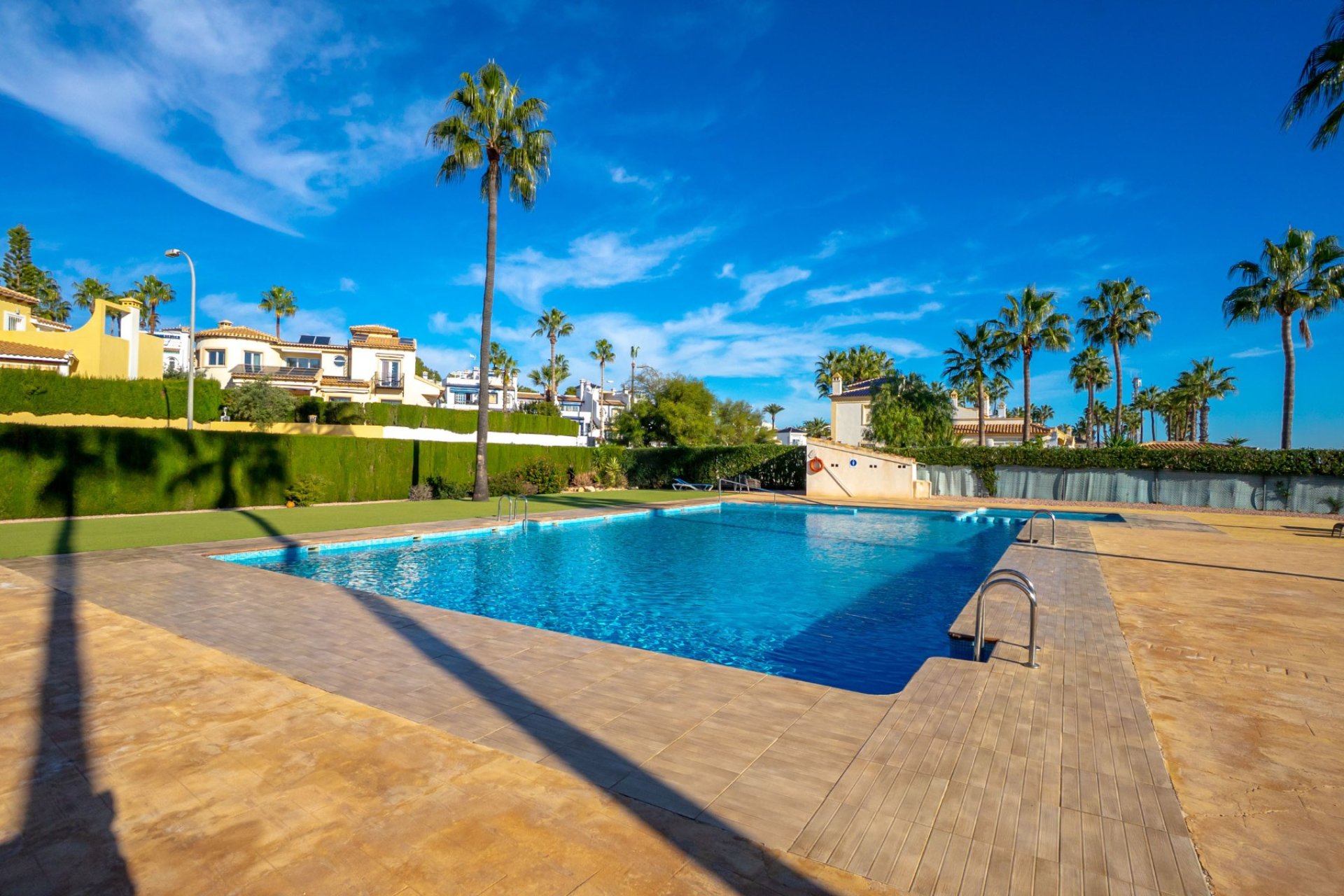 Återförsäljning - Villa -
Orihuela Costa - Villamartin