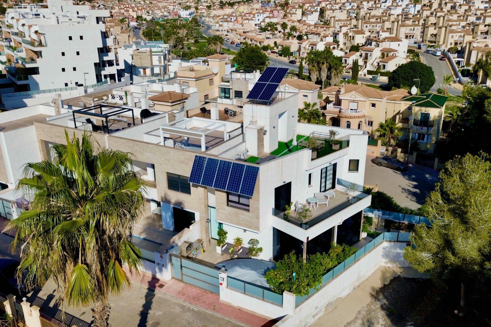 Återförsäljning - Villa -
Orihuela Costa - Villamartin