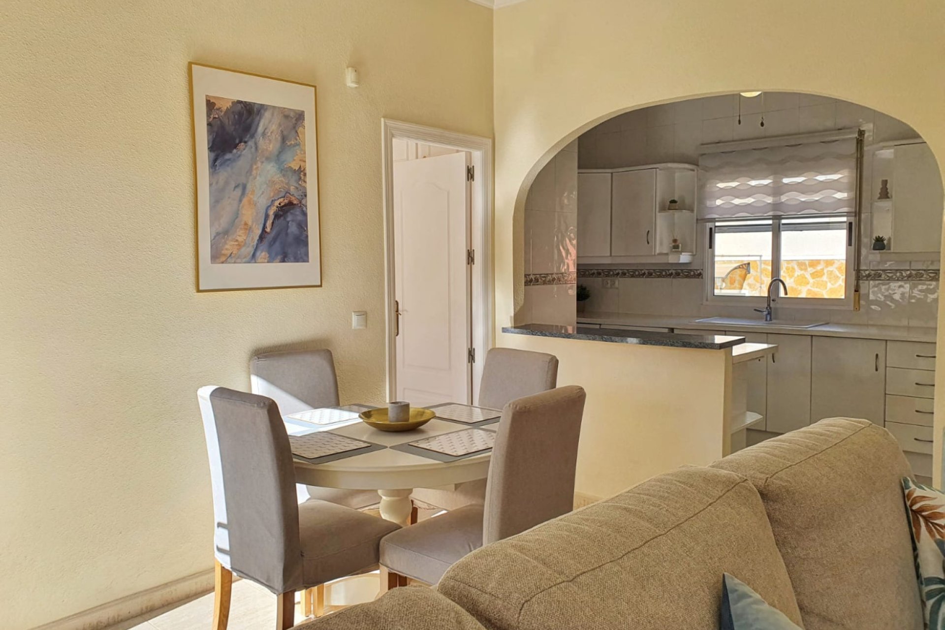 Återförsäljning - Villa -
Orihuela Costa - Villamartin