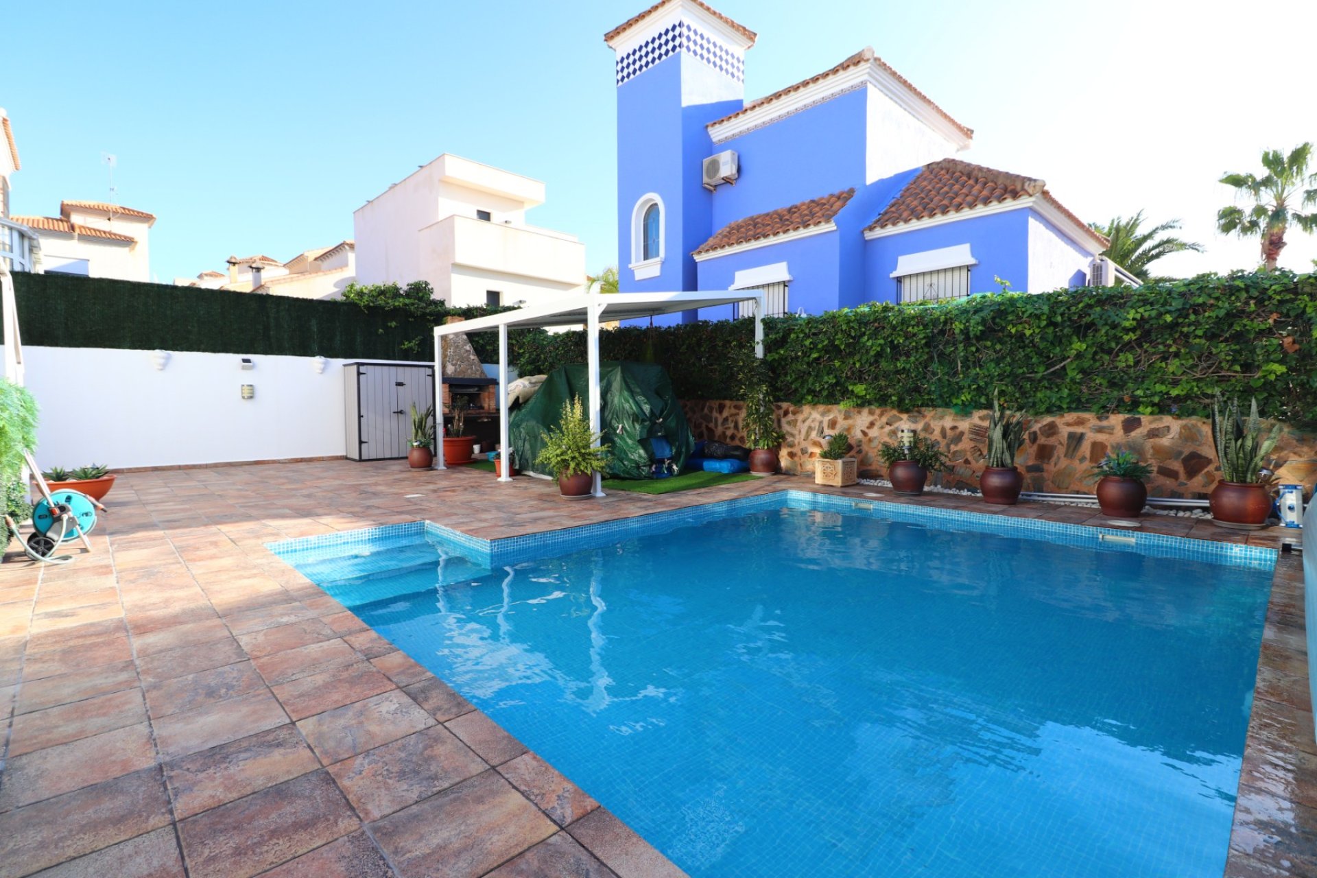 Återförsäljning - Villa -
Orihuela Costa - Villamartin