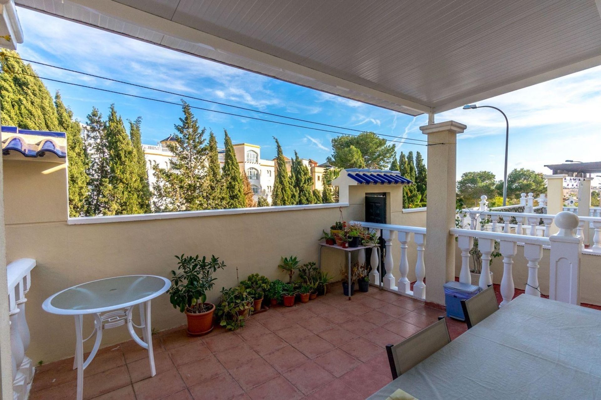 Återförsäljning - Villa -
Orihuela Costa - Villamartin