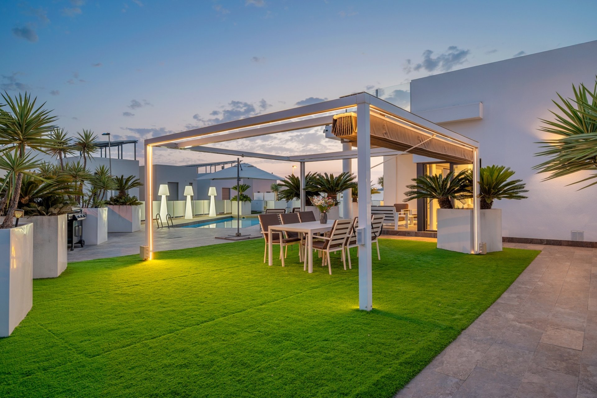 Återförsäljning - Villa -
Orihuela Costa - Villamartin