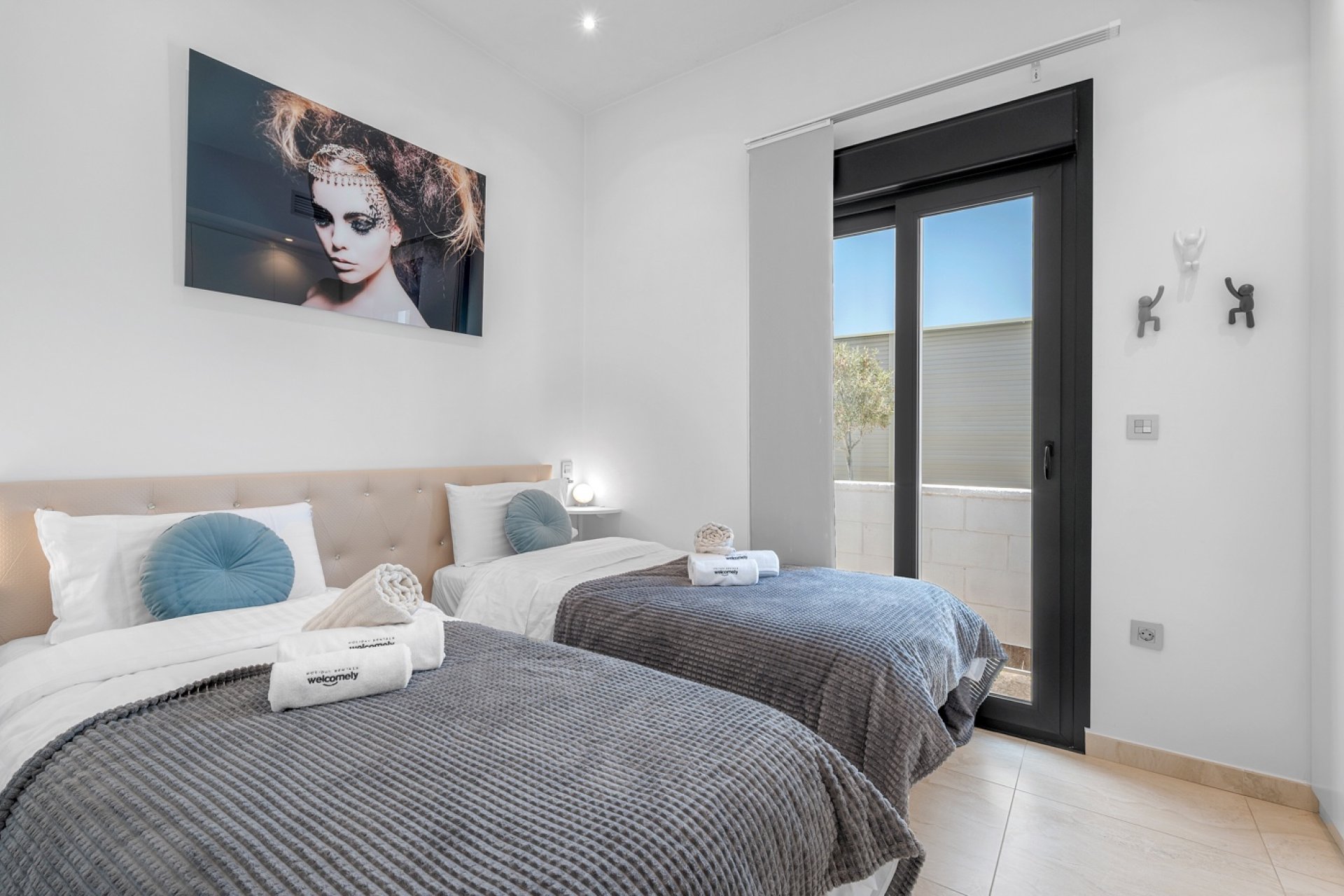 Återförsäljning - Villa -
Orihuela Costa - Villamartin