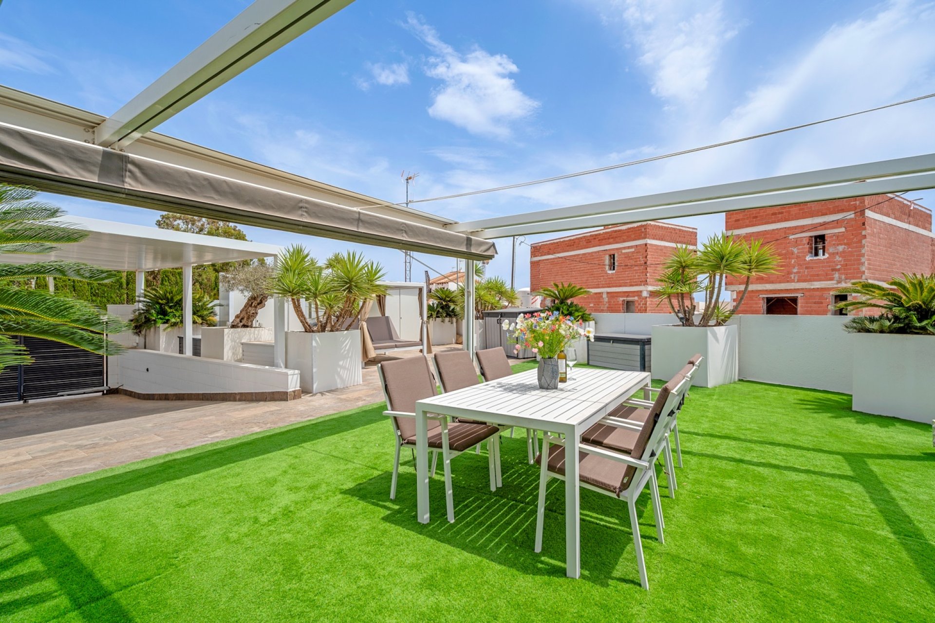Återförsäljning - Villa -
Orihuela Costa - Villamartin