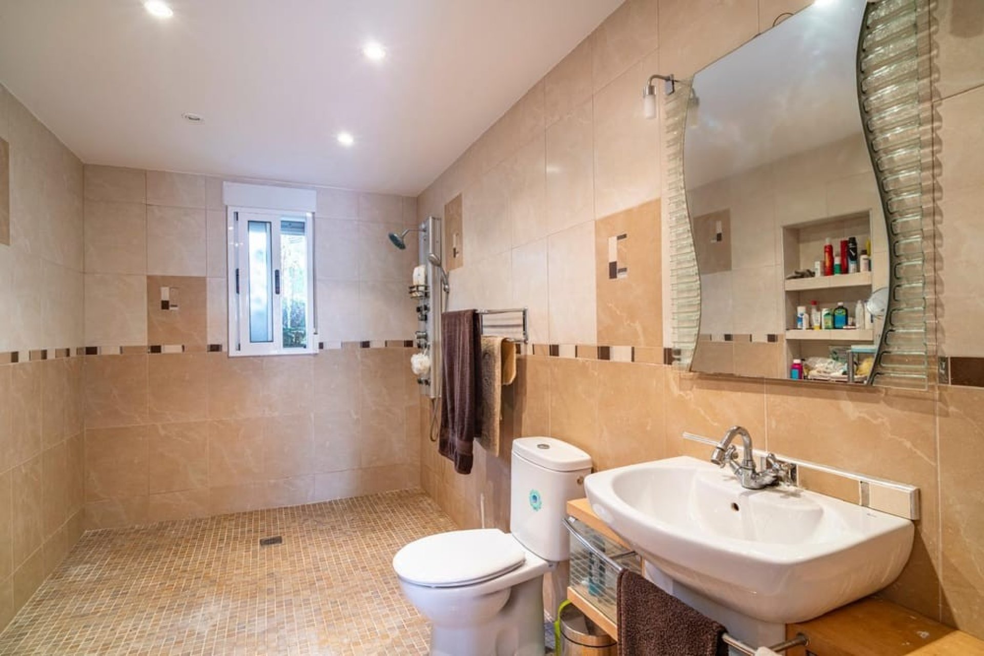 Återförsäljning - Villa -
Orihuela Costa - Villamartin