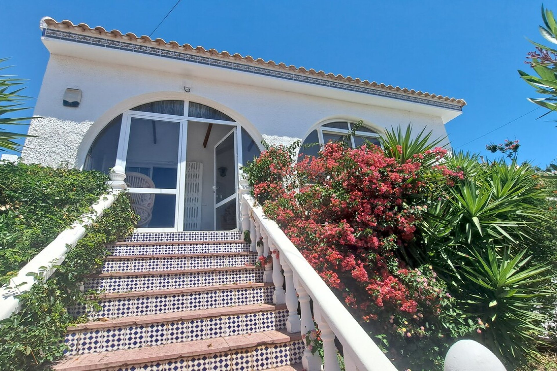Återförsäljning - Villa -
Orihuela Costa - Villamartin