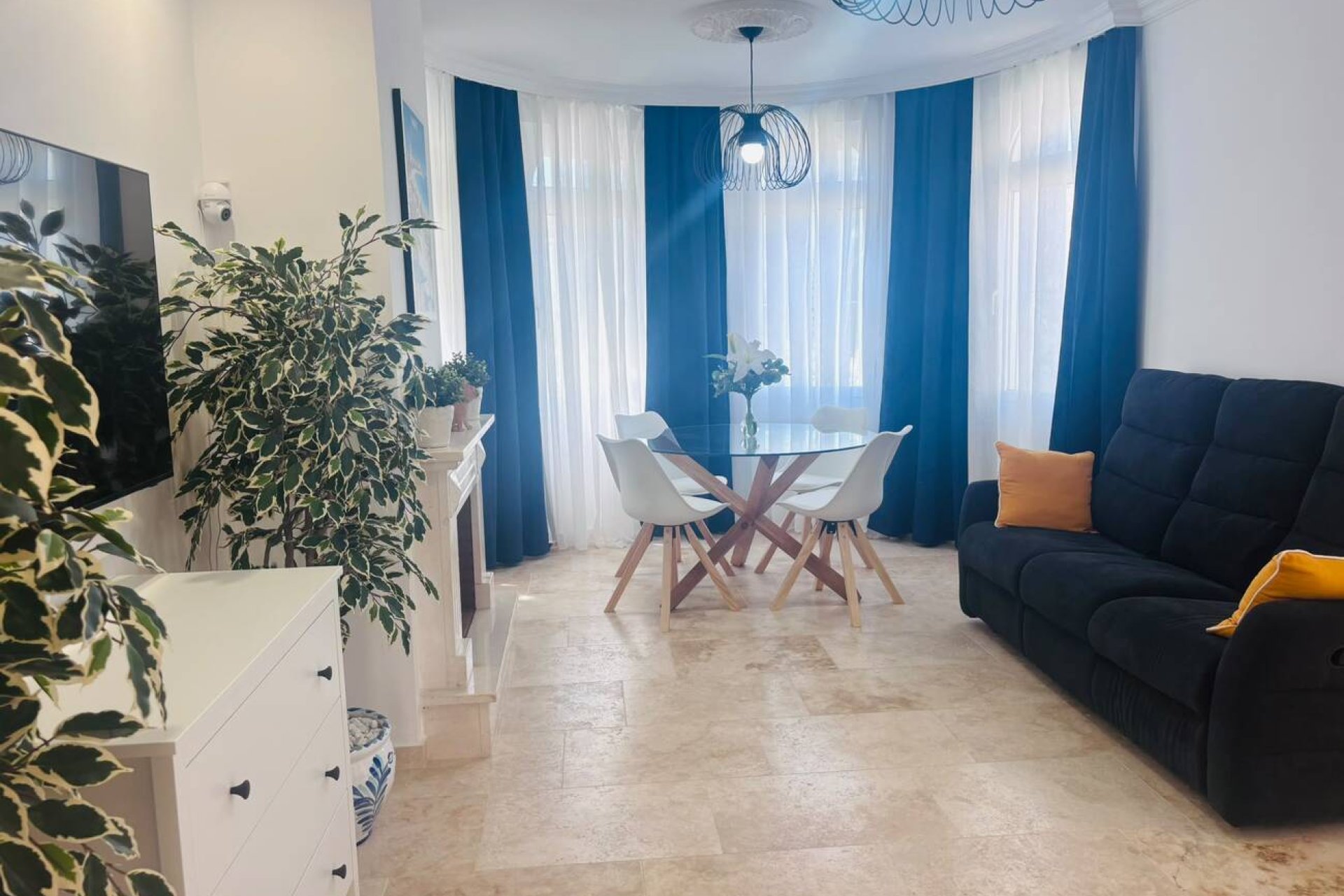 Återförsäljning - Villa -
Orihuela Costa - Villamartin