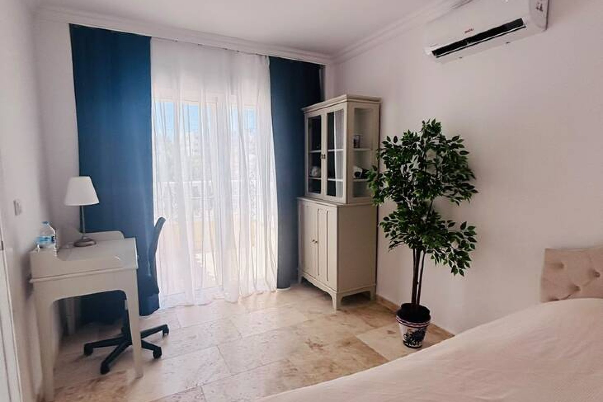 Återförsäljning - Villa -
Orihuela Costa - Villamartin