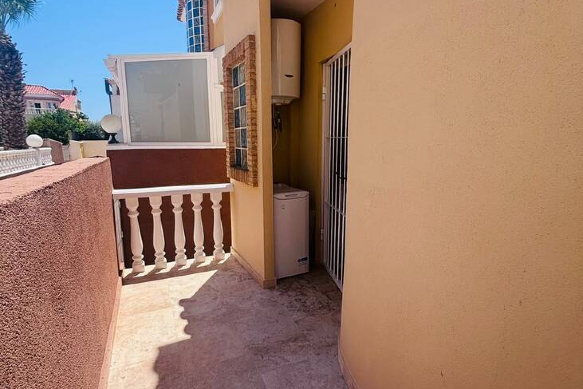 Återförsäljning - Villa -
Orihuela Costa - Villamartin