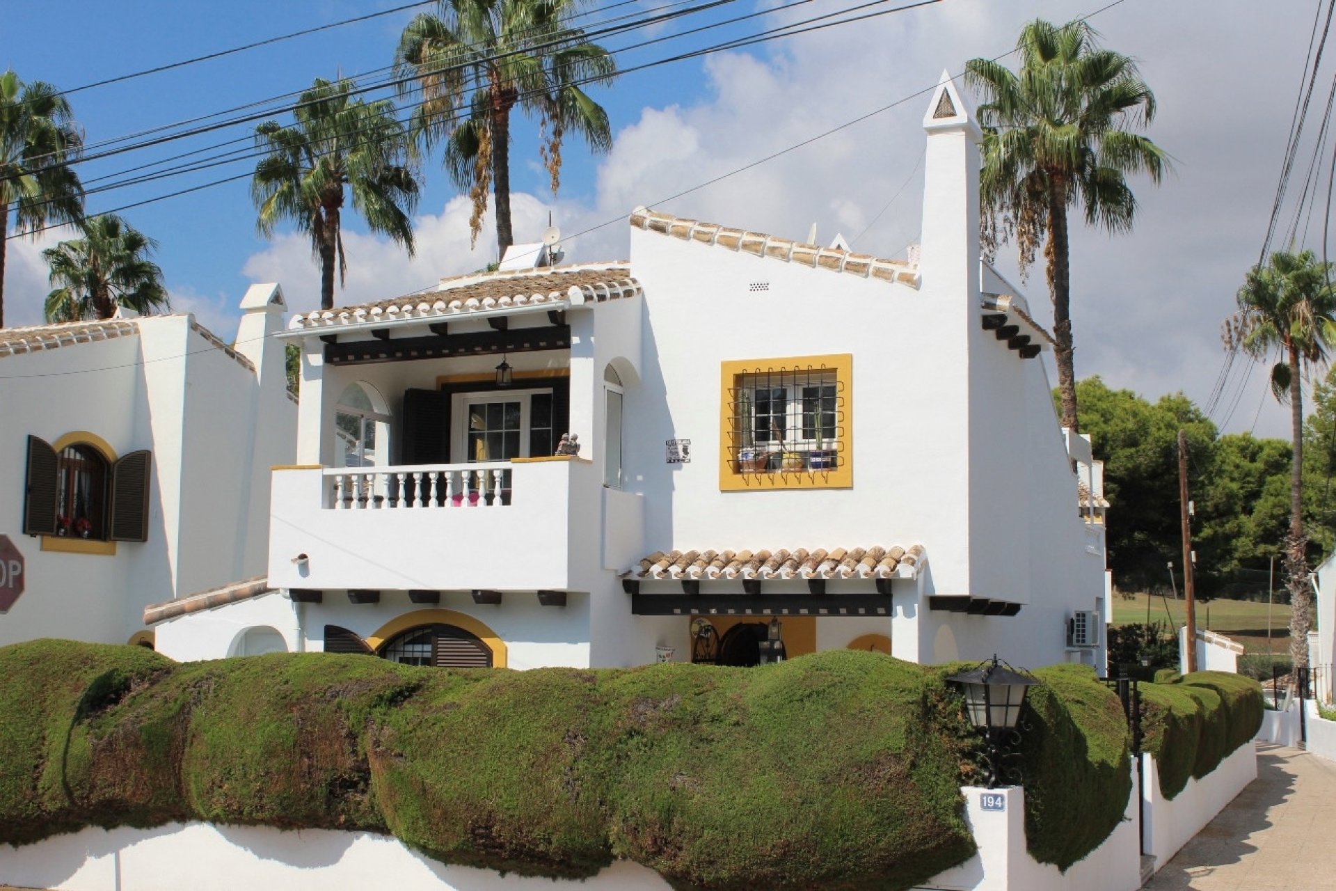 Återförsäljning - Villa -
Orihuela Costa - Villamartín