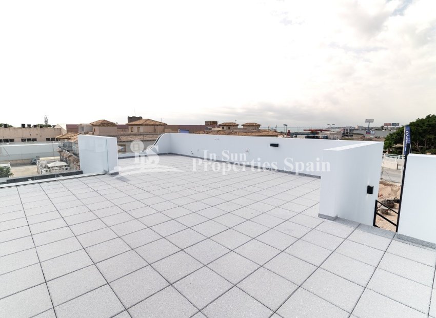 Återförsäljning - Villa -
Pilar de la Horadada