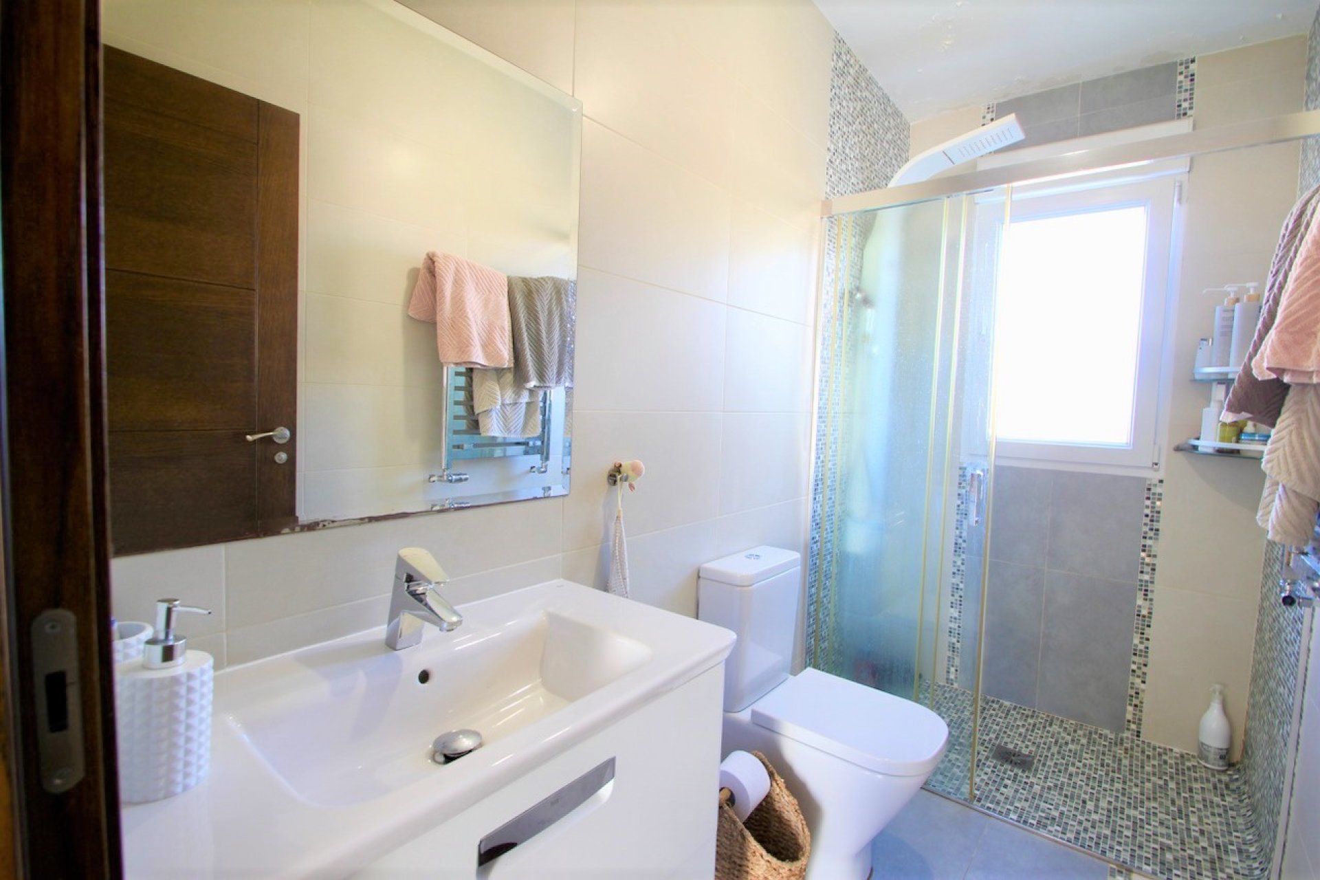 Återförsäljning - Villa -
Rojales - Ciudad Quesada