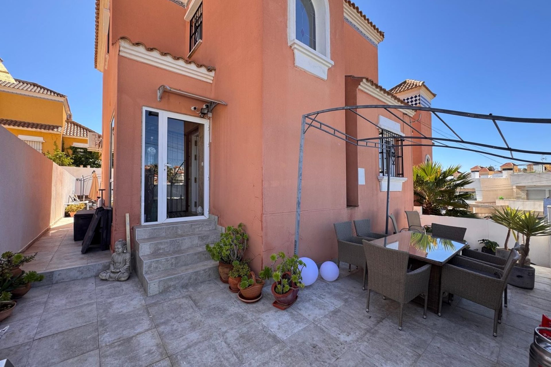 Återförsäljning - Villa -
San Miguel de Salinas - Blue Lagoon