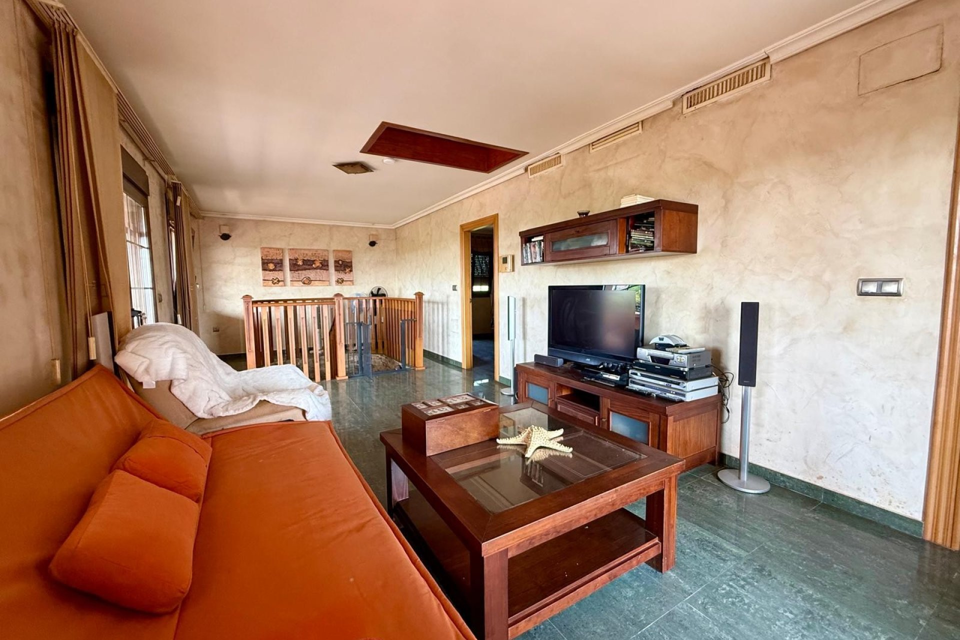 Återförsäljning - Villa -
San Miguel de Salinas