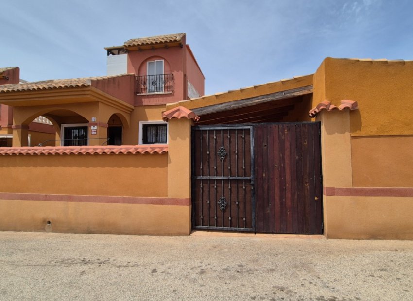 Återförsäljning - Villa -
Torrevieja - Costa Blanca Sur