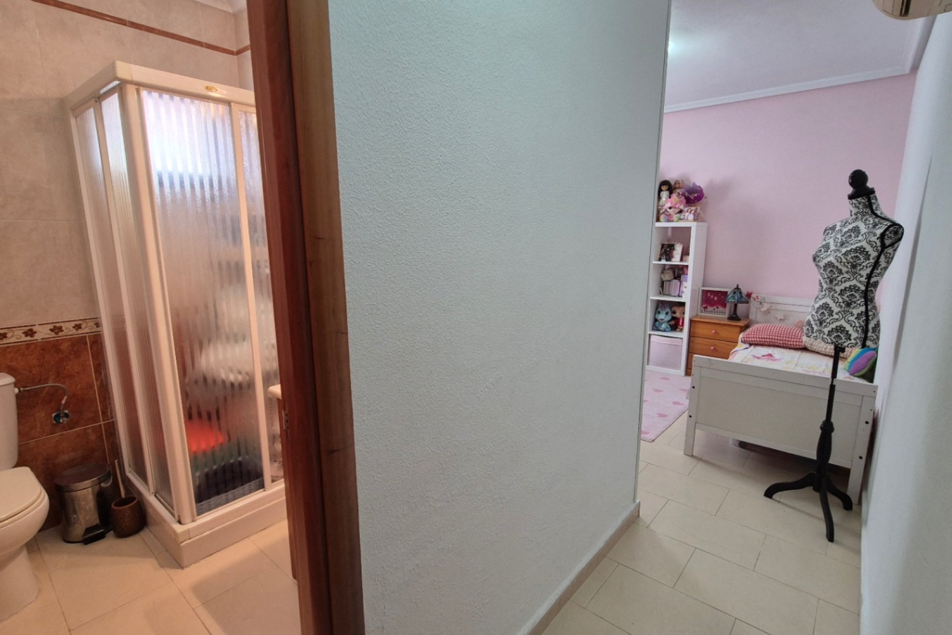 Återförsäljning - Villa -
Torrevieja - Costa Blanca Sur