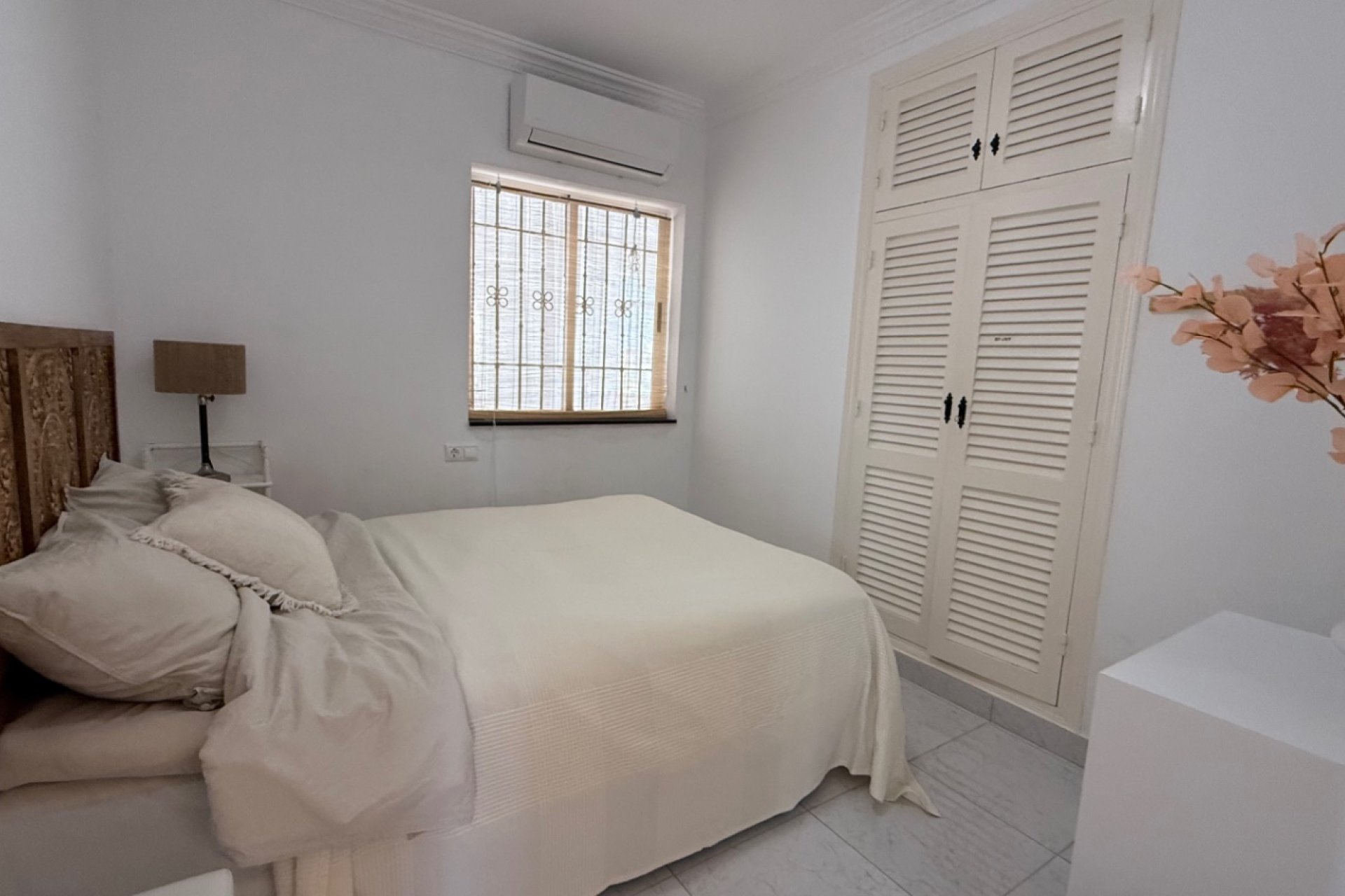 Återförsäljning - Villa -
Torrevieja - Costa Blanca Sur