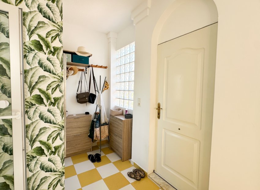 Återförsäljning - Villa -
Torrevieja - Nueva Torrevieja - Aguas Nuevas